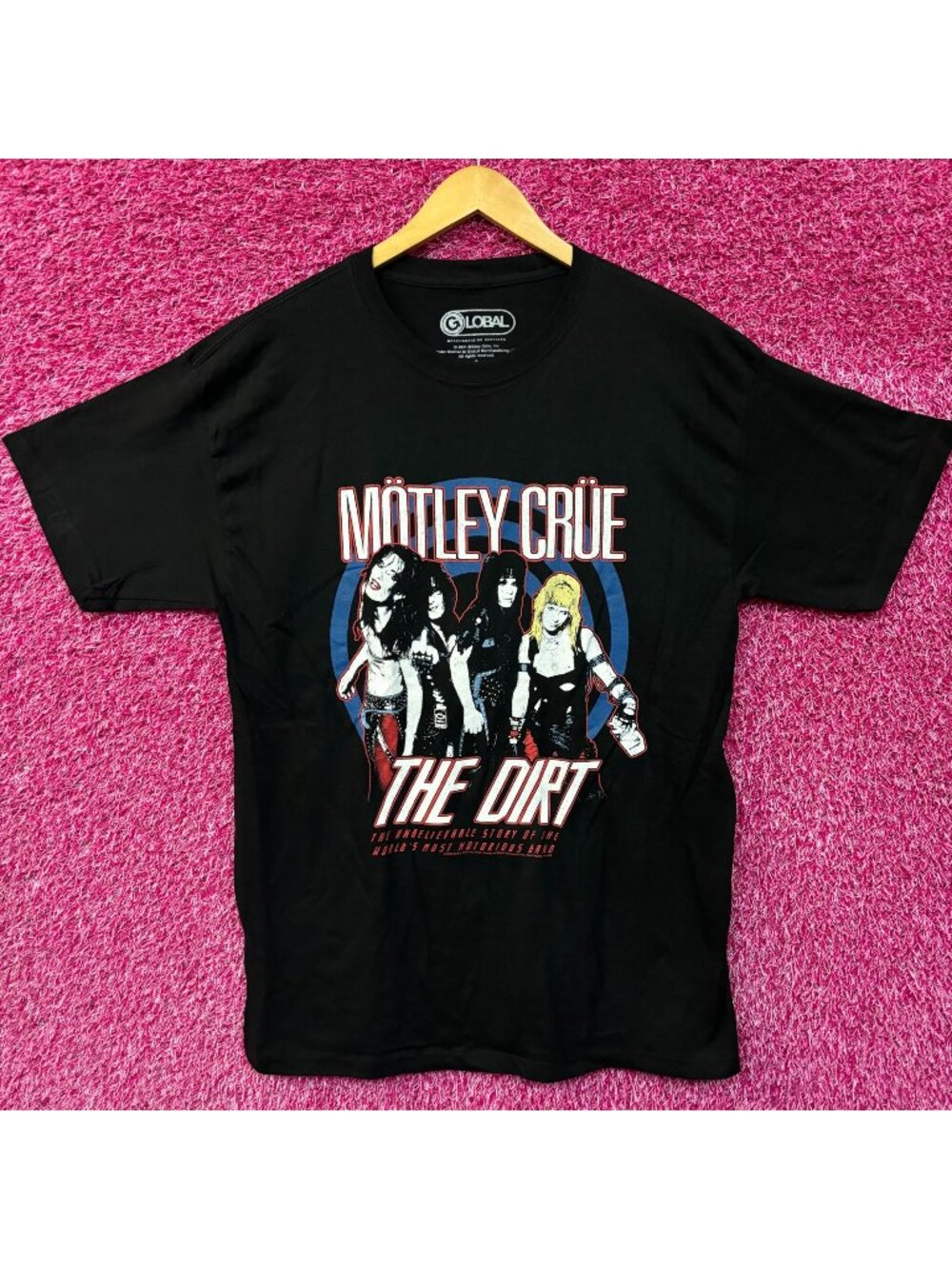 Motley Crue The Dirt Rock Tshirt size Large